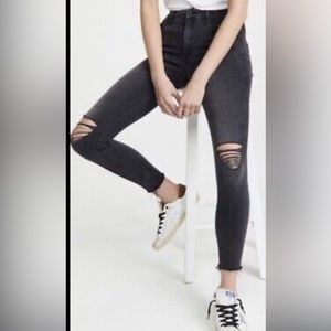 Looker Ankle Fray Mother Denim Jeans